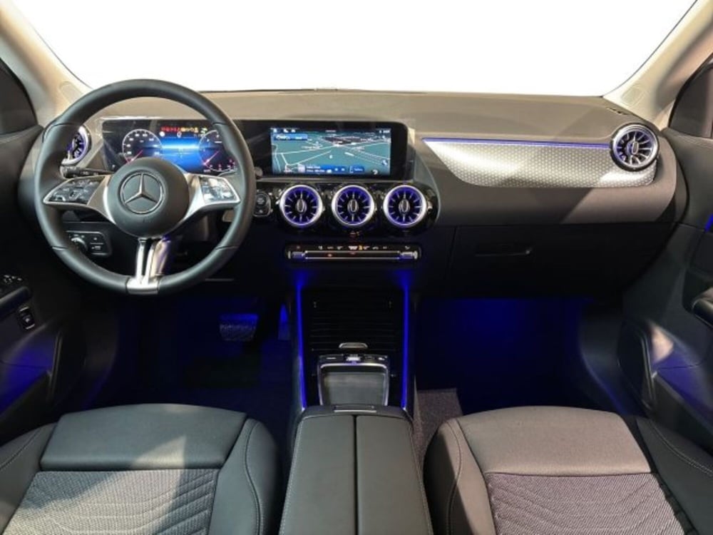 Mercedes-Benz GLA SUV nuova a Bologna (13)