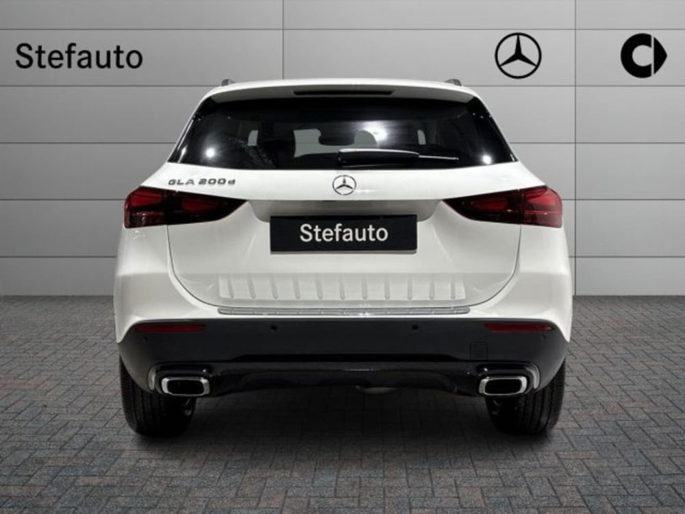 Mercedes-Benz GLA SUV nuova a Bologna (6)
