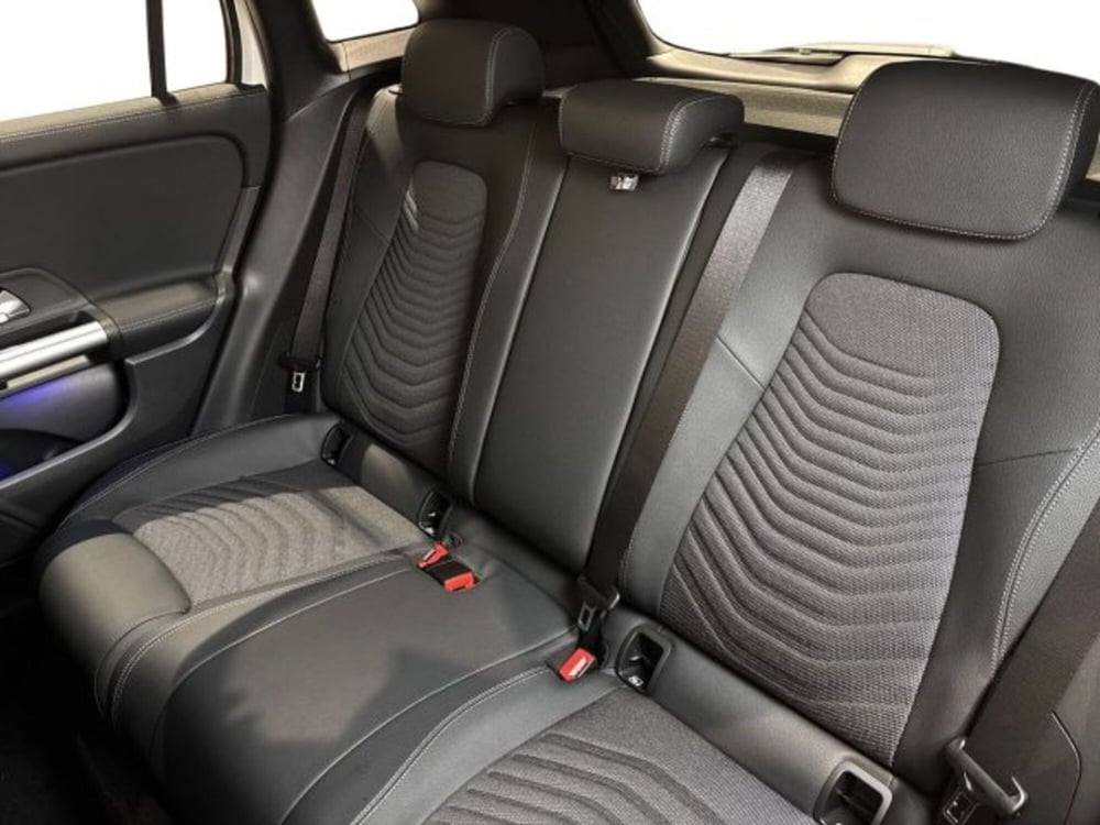Mercedes-Benz GLA SUV nuova a Bologna (9)