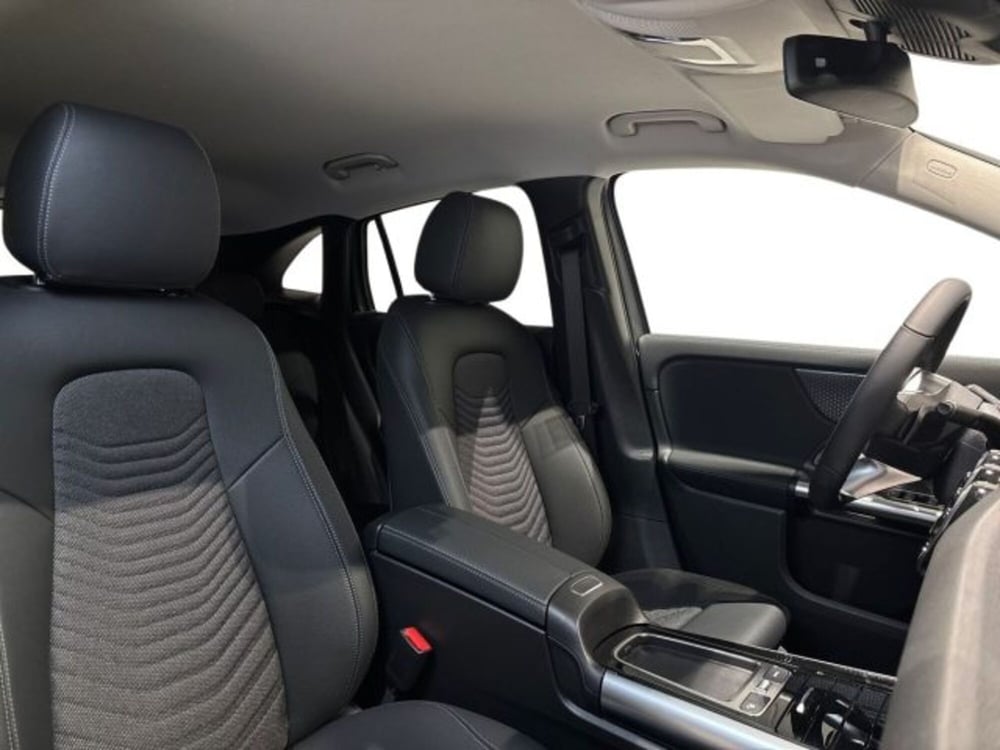Mercedes-Benz GLA SUV nuova a Bologna (16)