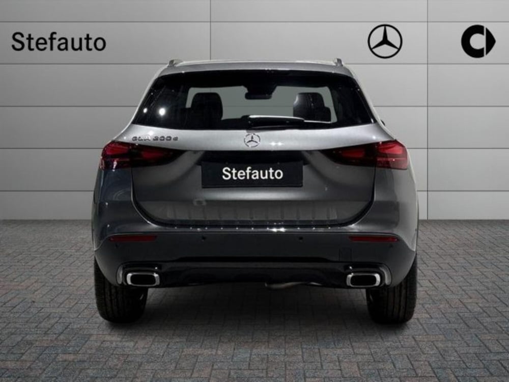 Mercedes-Benz GLA SUV nuova a Bologna (6)
