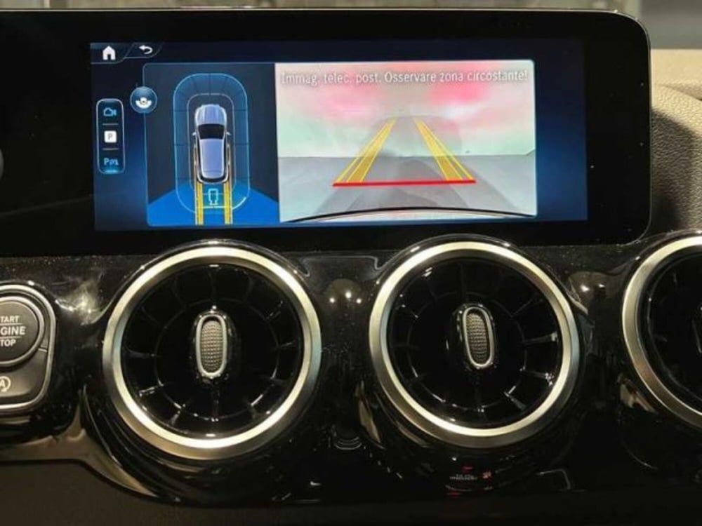 Mercedes-Benz GLA SUV nuova a Bologna (12)