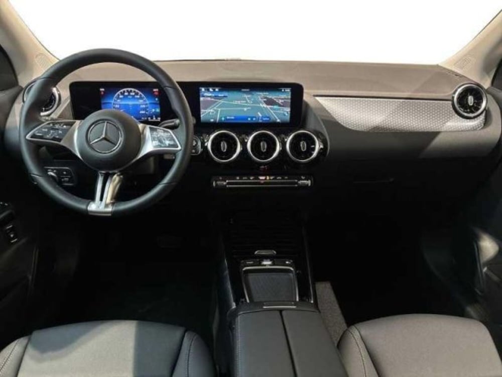 Mercedes-Benz GLA SUV nuova a Bologna (13)