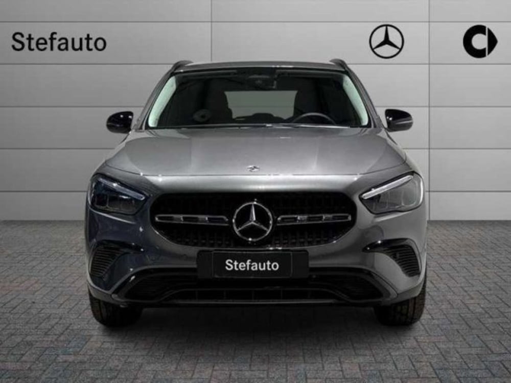 Mercedes-Benz GLA SUV nuova a Bologna (4)