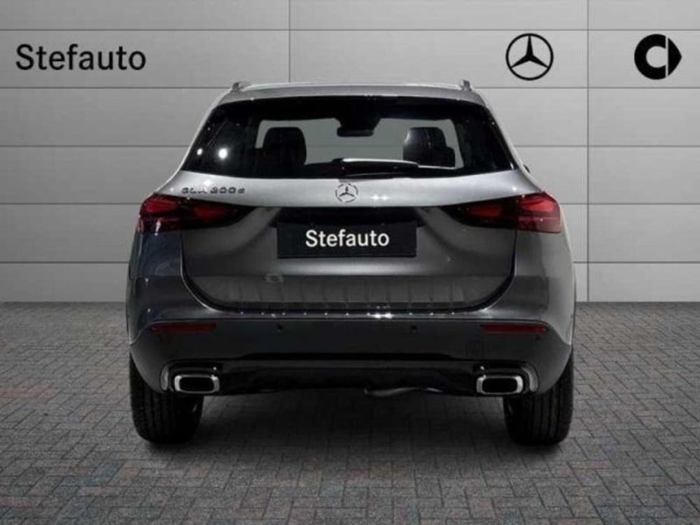 Mercedes-Benz GLA SUV nuova a Bologna (6)