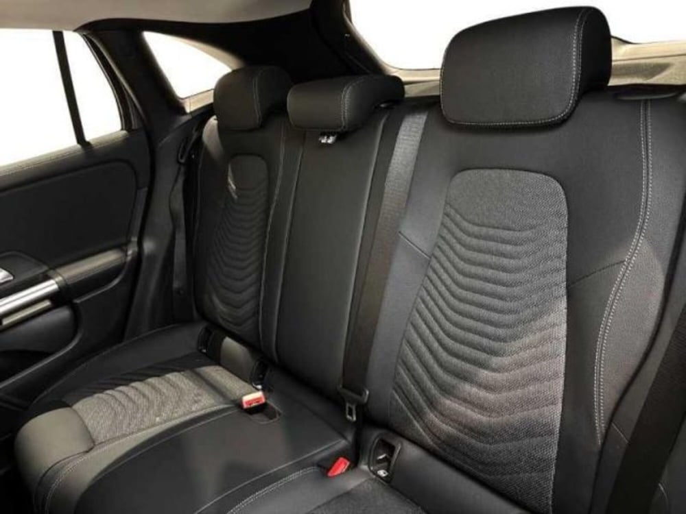 Mercedes-Benz GLA SUV nuova a Bologna (9)