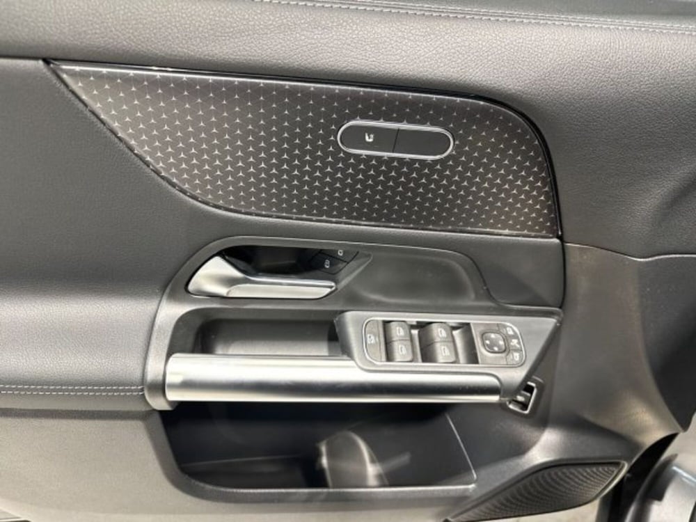 Mercedes-Benz GLA SUV nuova a Bologna (10)