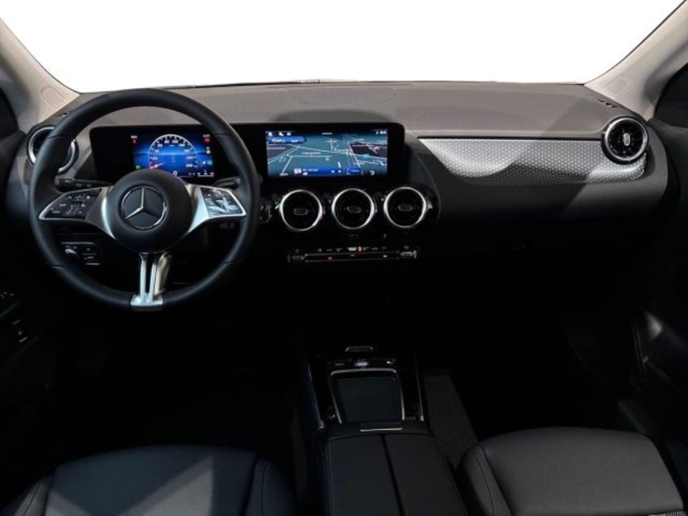 Mercedes-Benz GLA SUV nuova a Bologna (13)