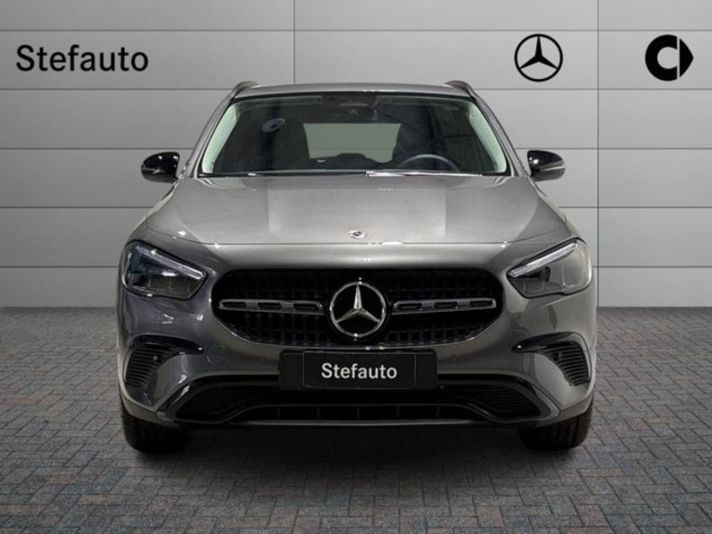 Mercedes-Benz GLA SUV nuova a Bologna (4)