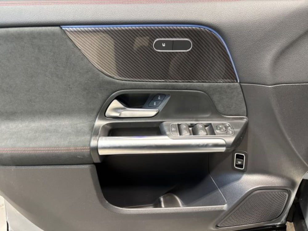 Mercedes-Benz GLA SUV nuova a Bologna (10)