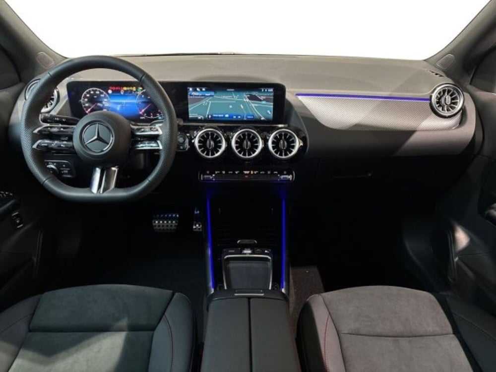 Mercedes-Benz GLA SUV nuova a Bologna (13)