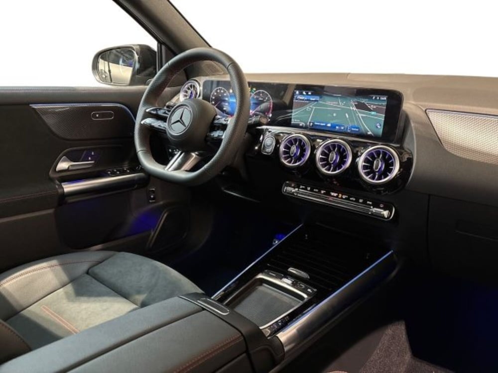 Mercedes-Benz GLA SUV nuova a Bologna (15)