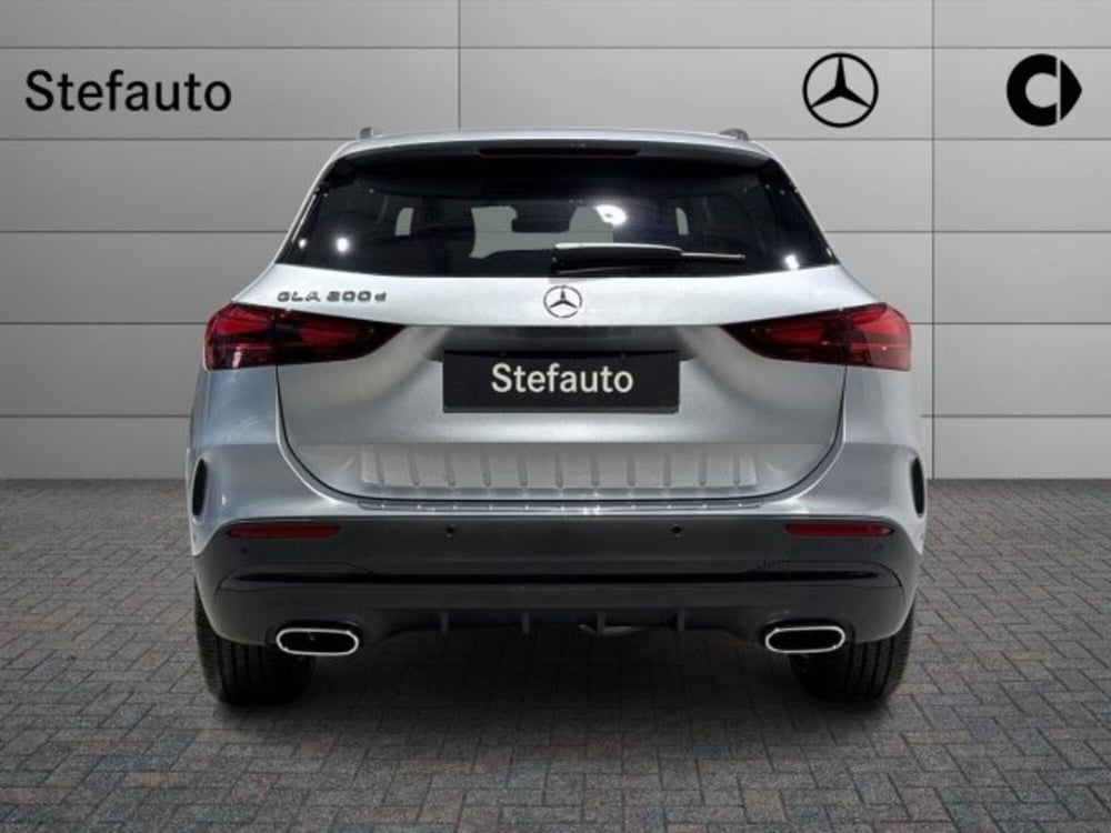 Mercedes-Benz GLA SUV nuova a Bologna (6)