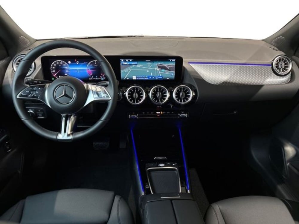 Mercedes-Benz GLA SUV nuova a Bologna (13)