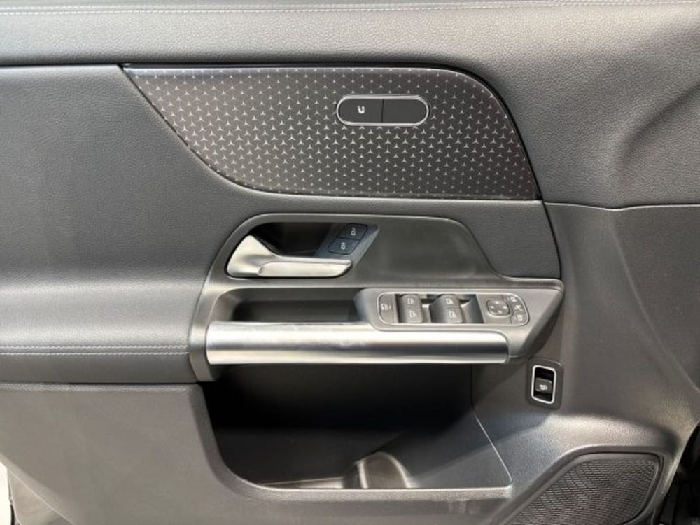 Mercedes-Benz GLA SUV nuova a Bologna (10)