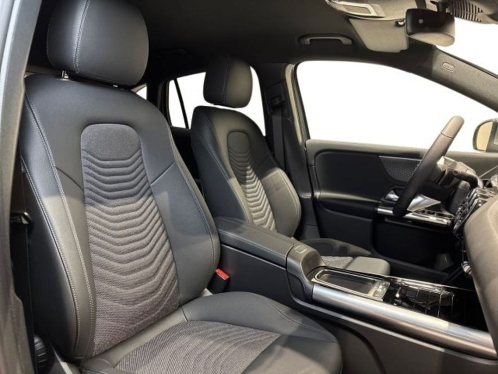 Mercedes-Benz GLA SUV nuova a Bologna (16)