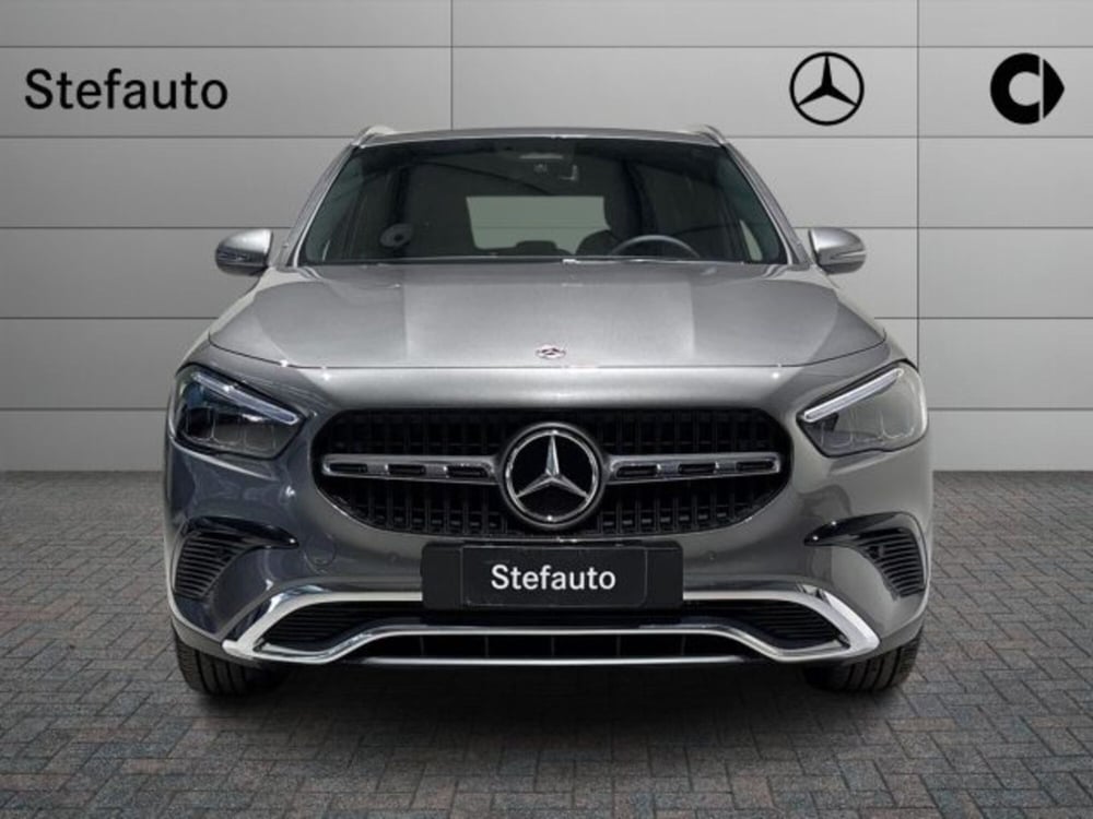 Mercedes-Benz GLA SUV nuova a Bologna (4)