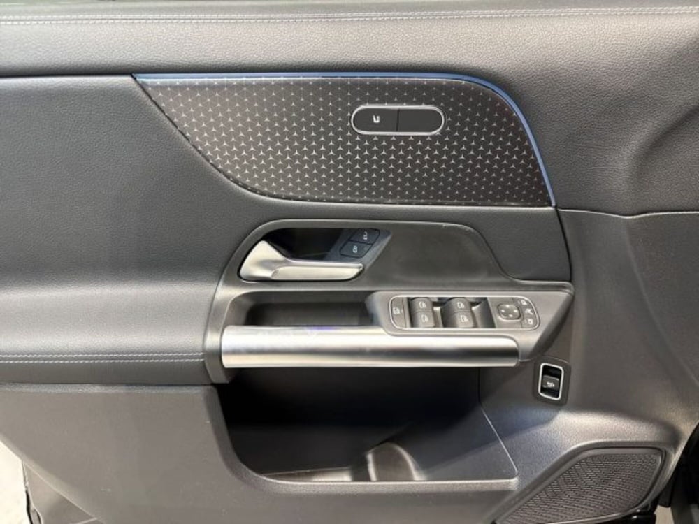Mercedes-Benz GLA SUV nuova a Bologna (10)