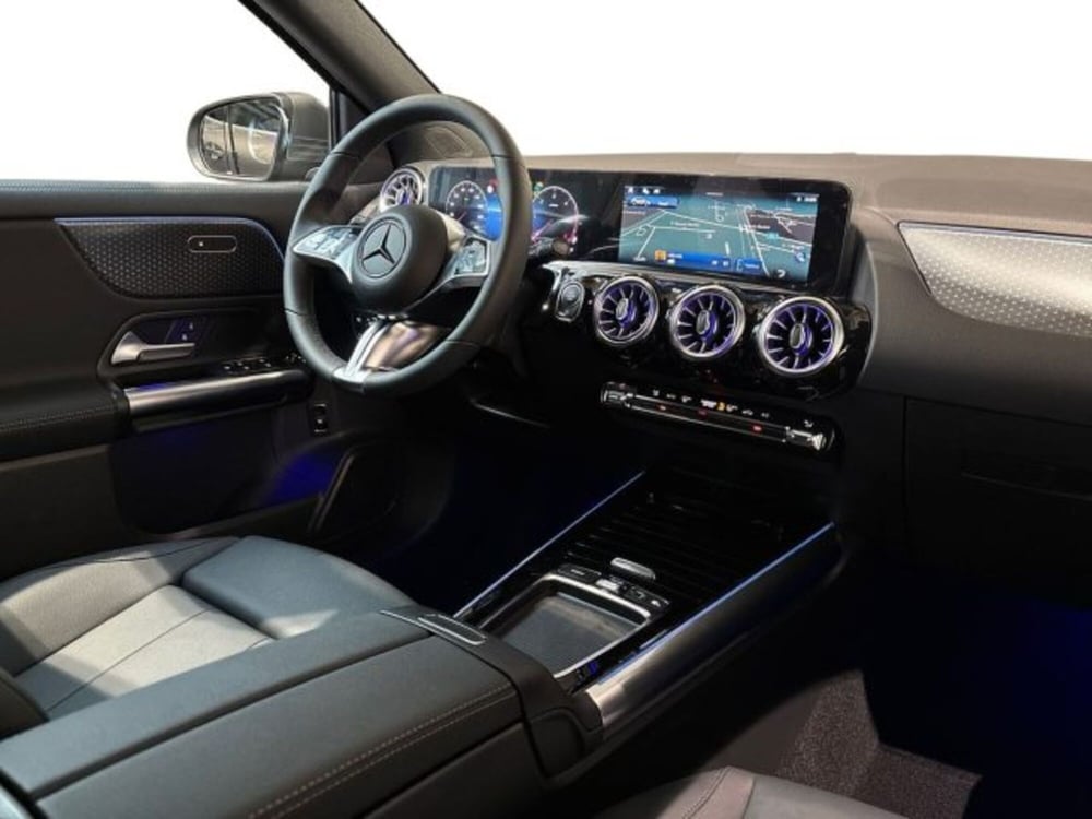 Mercedes-Benz GLA SUV nuova a Bologna (15)