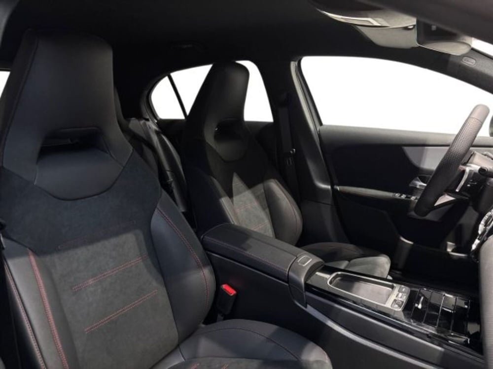 Mercedes-Benz Classe A Sedan nuova a Bologna (16)