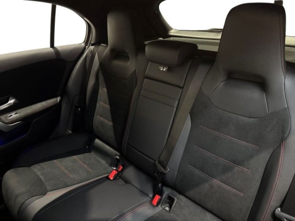 Mercedes-Benz Classe A Sedan nuova a Bologna (9)