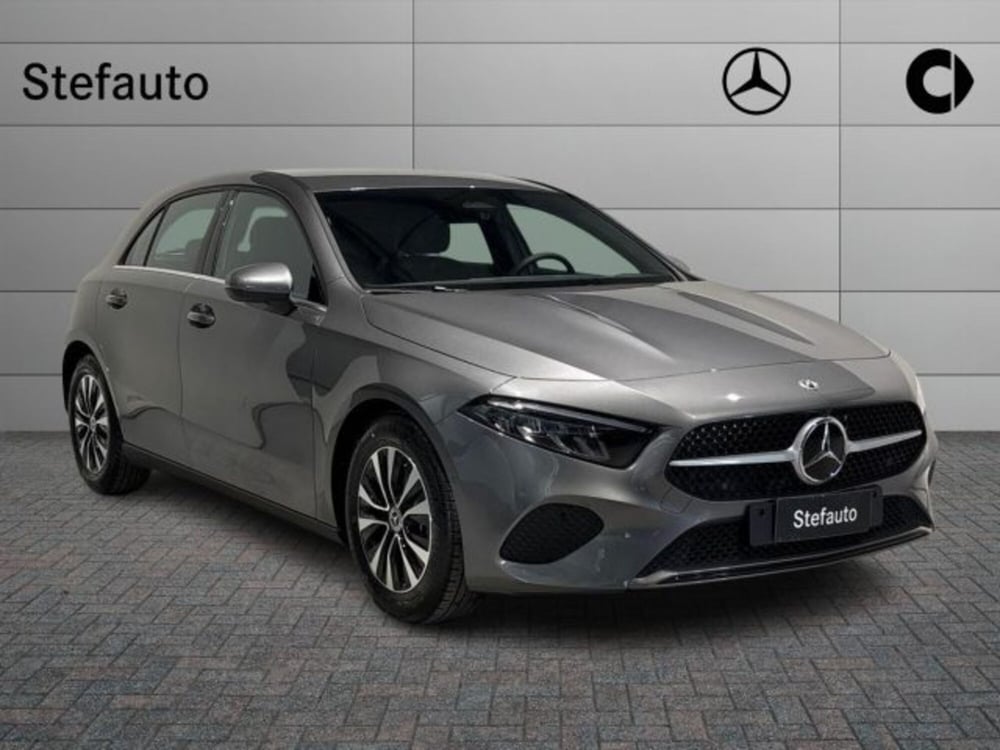 Mercedes-Benz Classe A Sedan nuova a Bologna