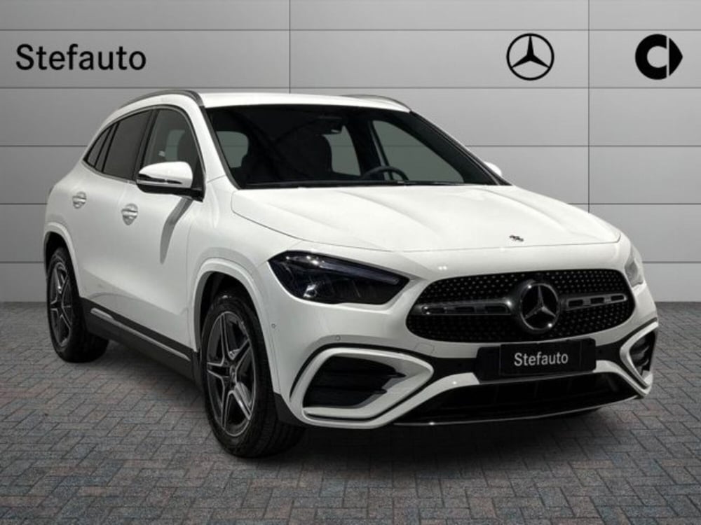 Mercedes-Benz GLA SUV nuova a Bologna