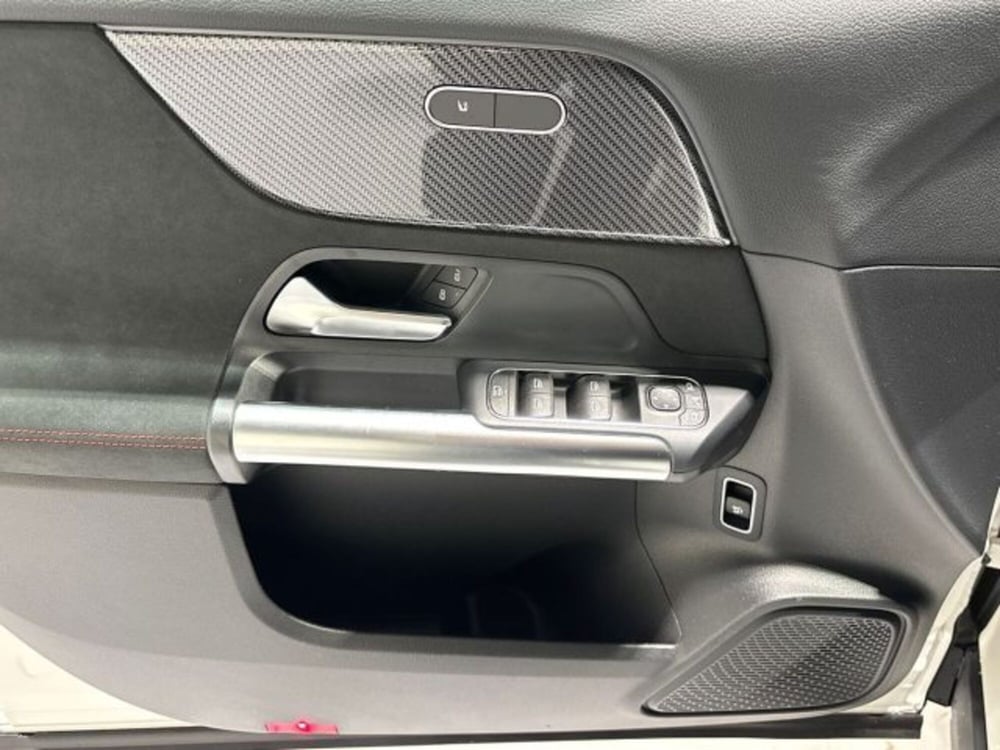 Mercedes-Benz GLA SUV nuova a Bologna (10)