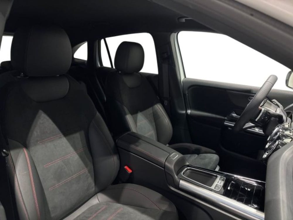 Mercedes-Benz GLA SUV nuova a Bologna (16)