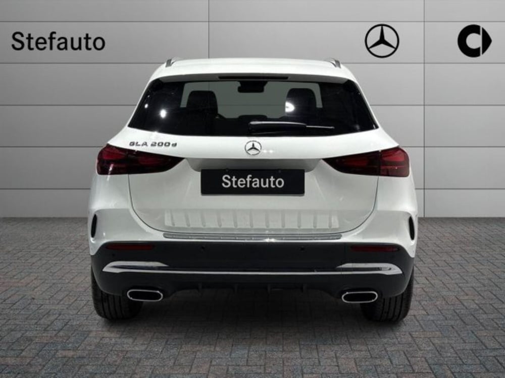 Mercedes-Benz GLA SUV nuova a Bologna (6)