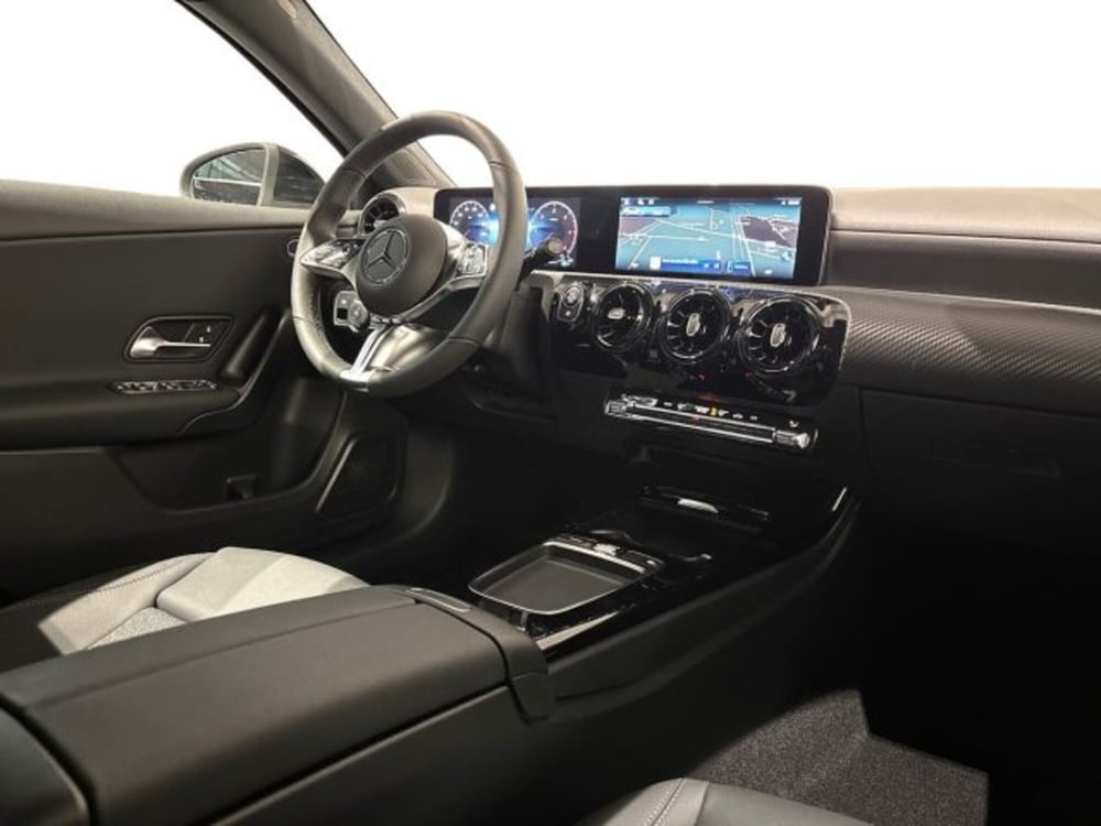 Mercedes-Benz Classe A Sedan nuova a Bologna (15)