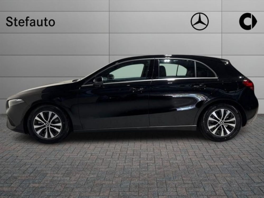 Mercedes-Benz Classe A Sedan nuova a Bologna (3)