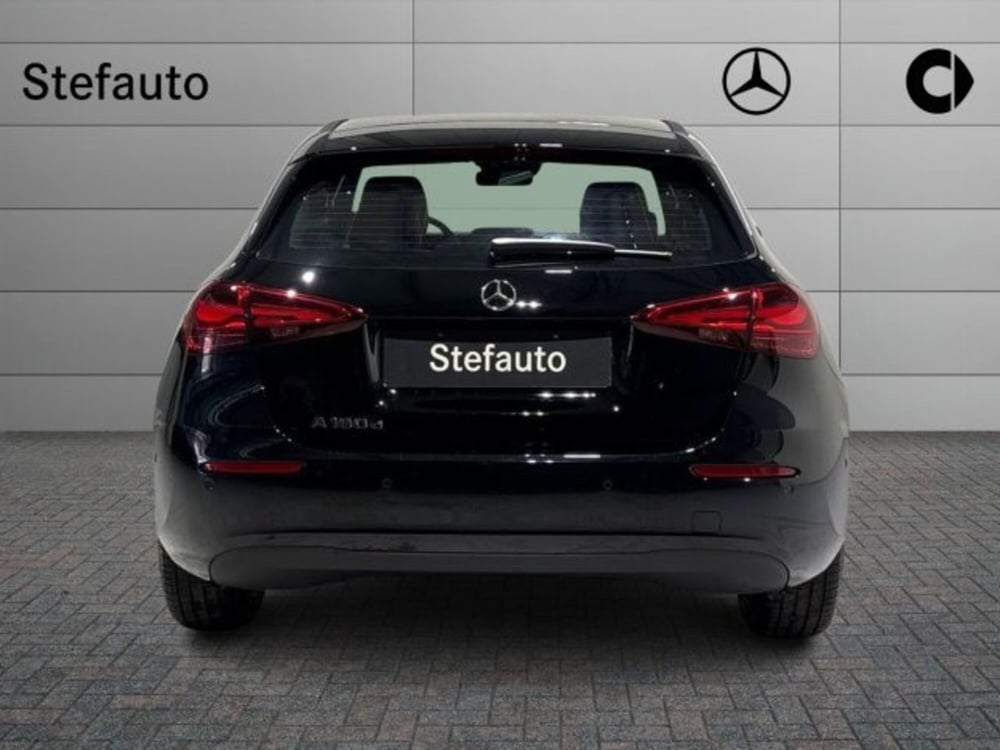 Mercedes-Benz Classe A Sedan nuova a Bologna (6)