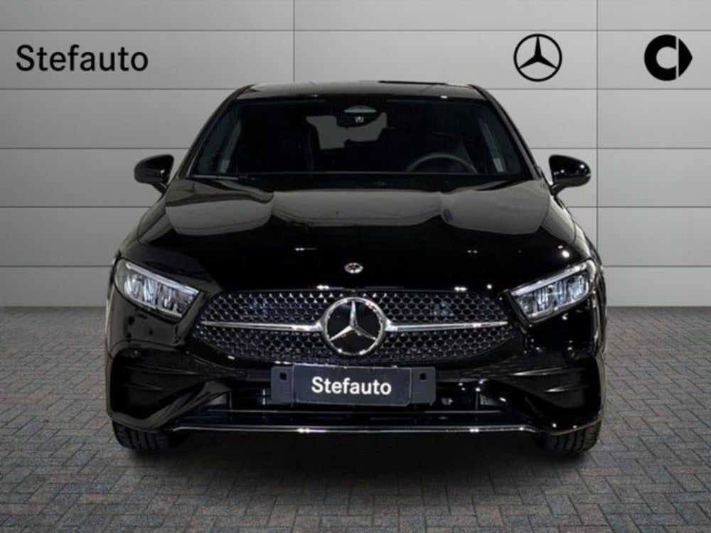 Mercedes-Benz Classe A Sedan nuova a Bologna (4)