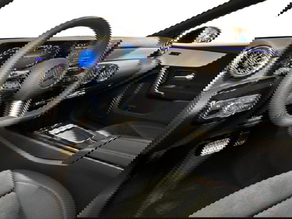 Mercedes-Benz Classe A Sedan nuova a Bologna (11)