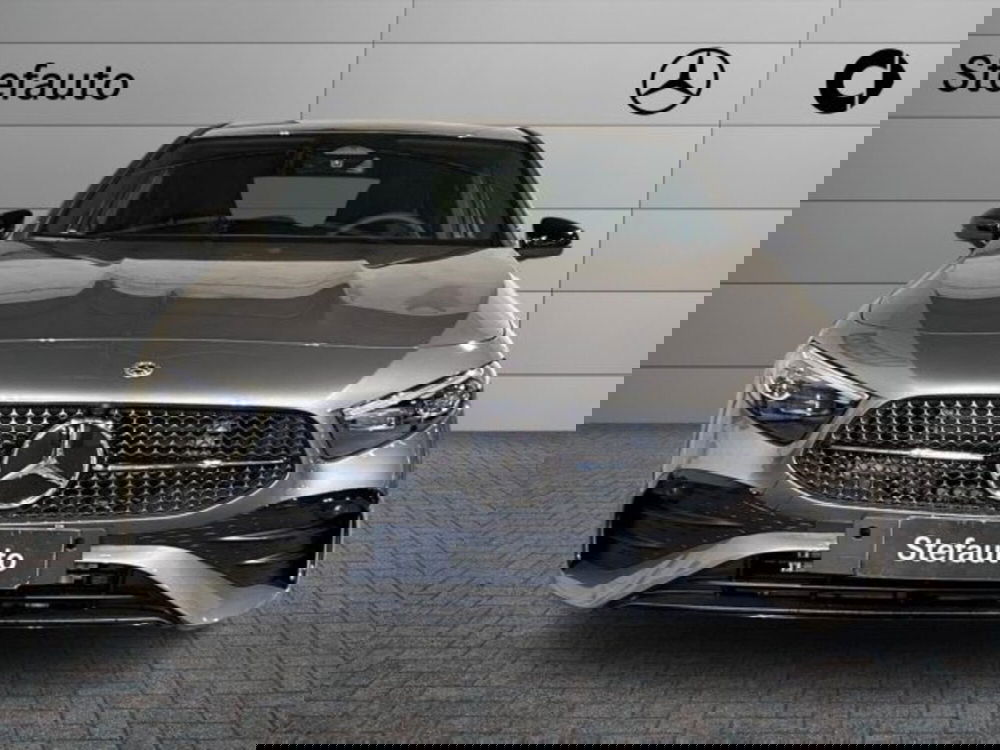 Mercedes-Benz Classe A Sedan nuova a Bologna (4)