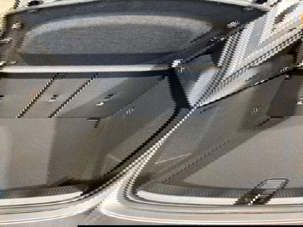 Mercedes-Benz Classe A Sedan nuova a Bologna (7)