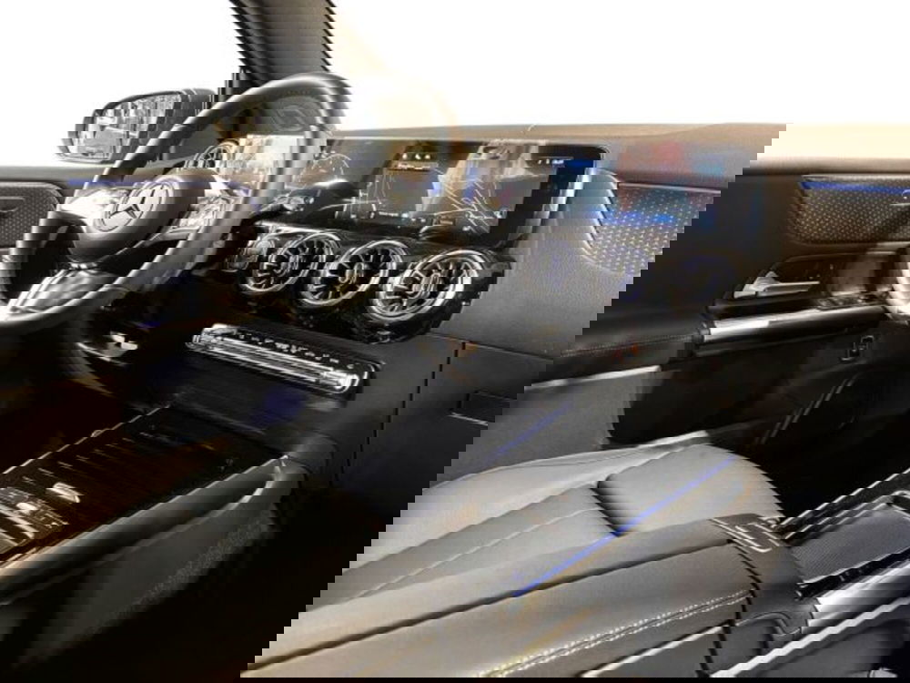 Mercedes-Benz Classe B nuova a Bologna (15)