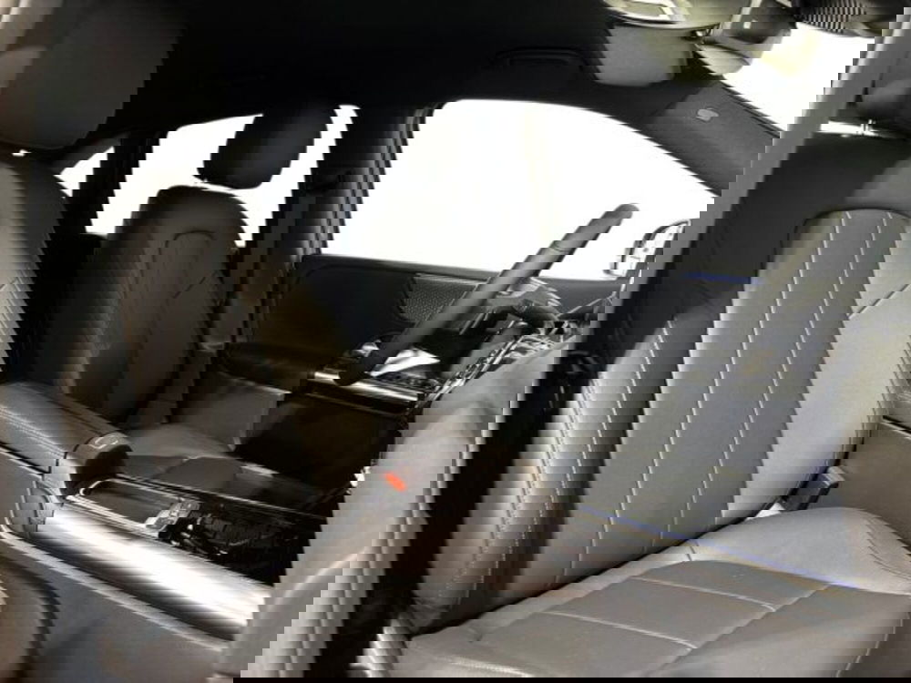 Mercedes-Benz Classe B nuova a Bologna (16)