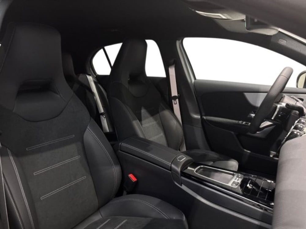 Mercedes-Benz Classe A nuova a Bologna (16)