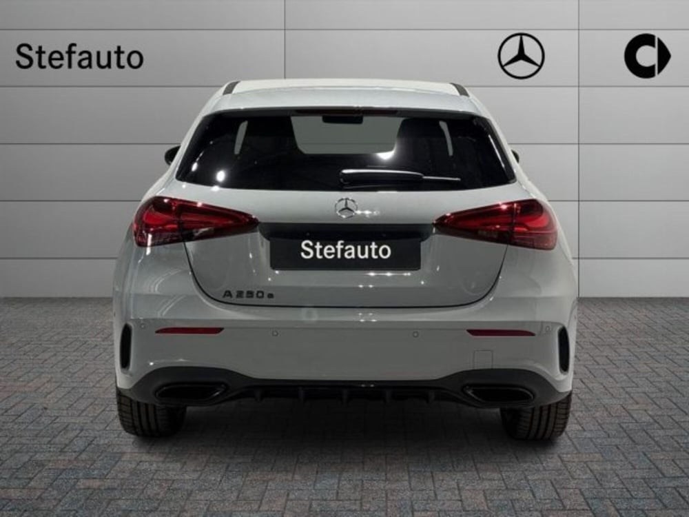 Mercedes-Benz Classe A nuova a Bologna (6)