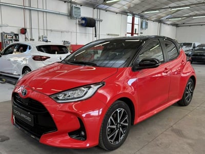 Toyota Yaris Cross 1.5h GR Sport Black Sky fwd 116cv e-cvt del 2021 usata a Monza