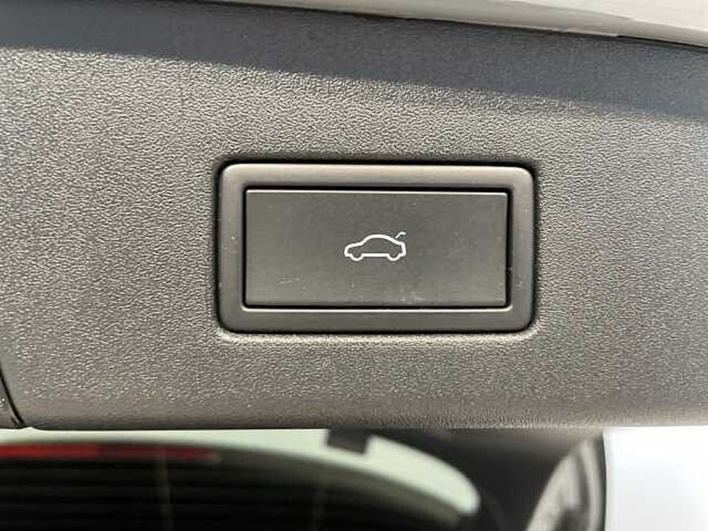 Volkswagen ID.4 usata a Ravenna (20)