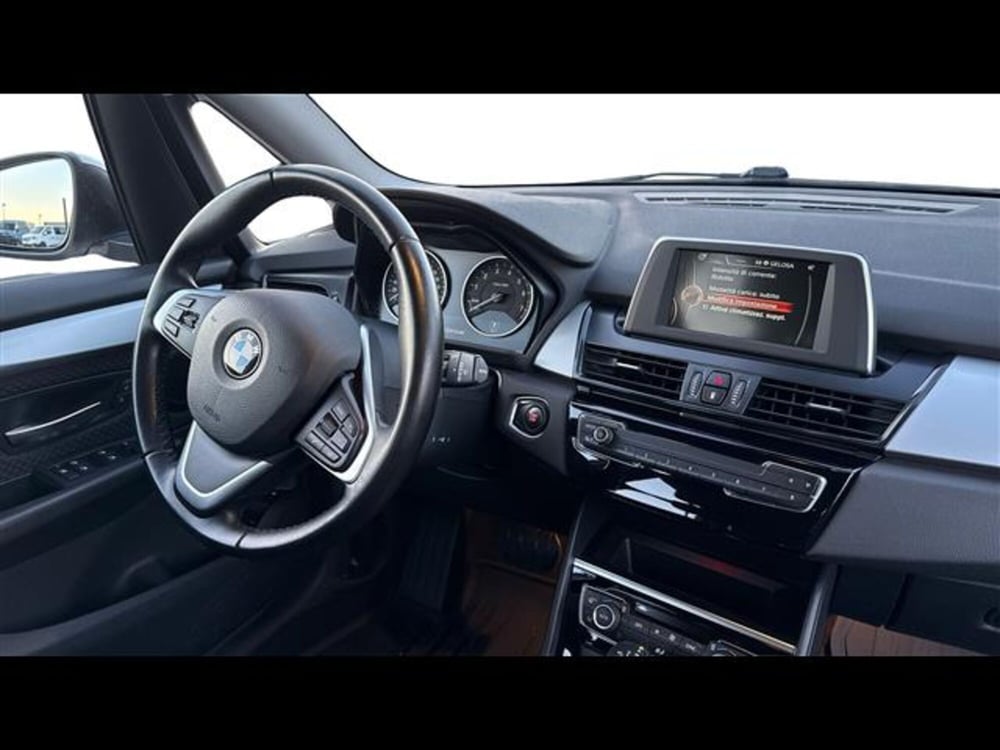 BMW Serie 2 Active Tourer usata a Padova (7)