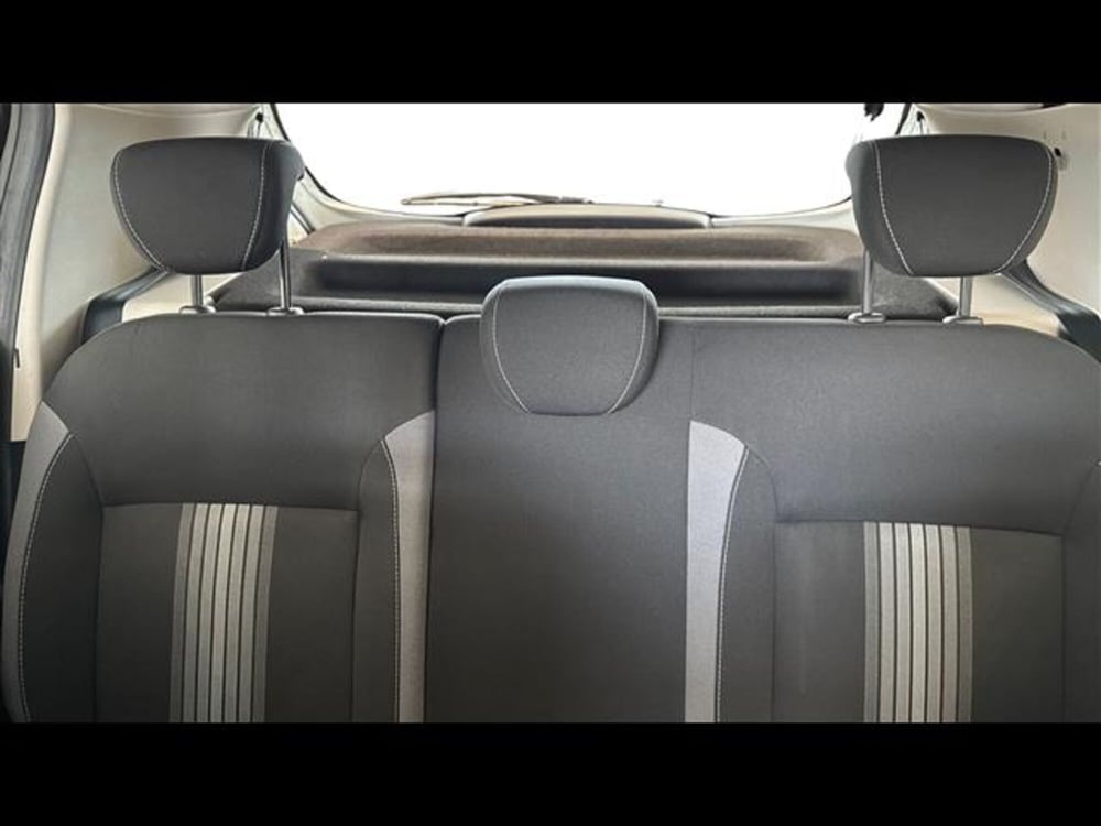 Dacia Sandero usata a Viterbo (10)