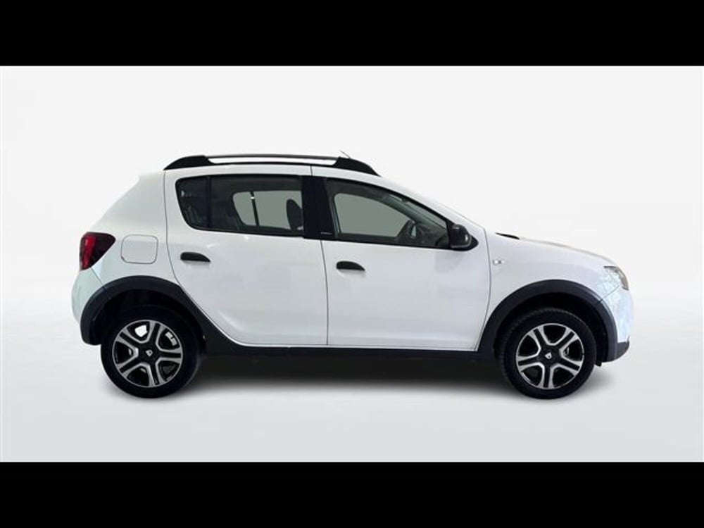 Dacia Sandero usata a Viterbo (3)