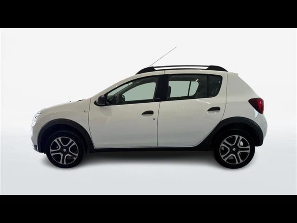 Dacia Sandero usata a Viterbo (4)
