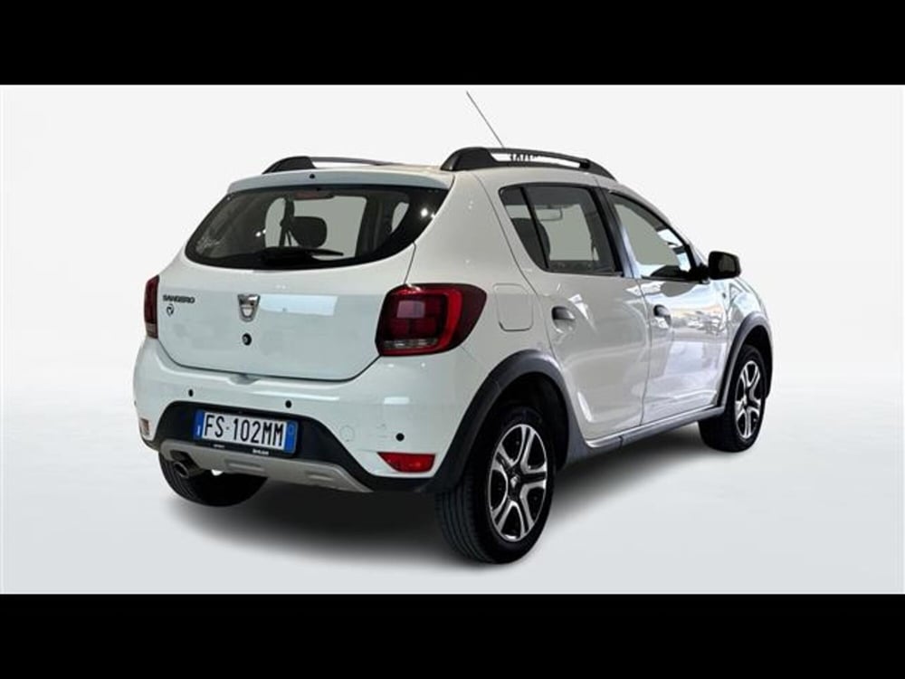 Dacia Sandero usata a Viterbo (6)