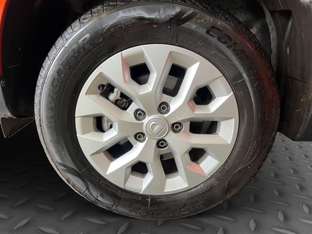 Dacia Duster usata a Roma (10)