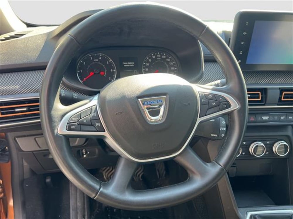 Dacia Sandero usata a Roma (13)